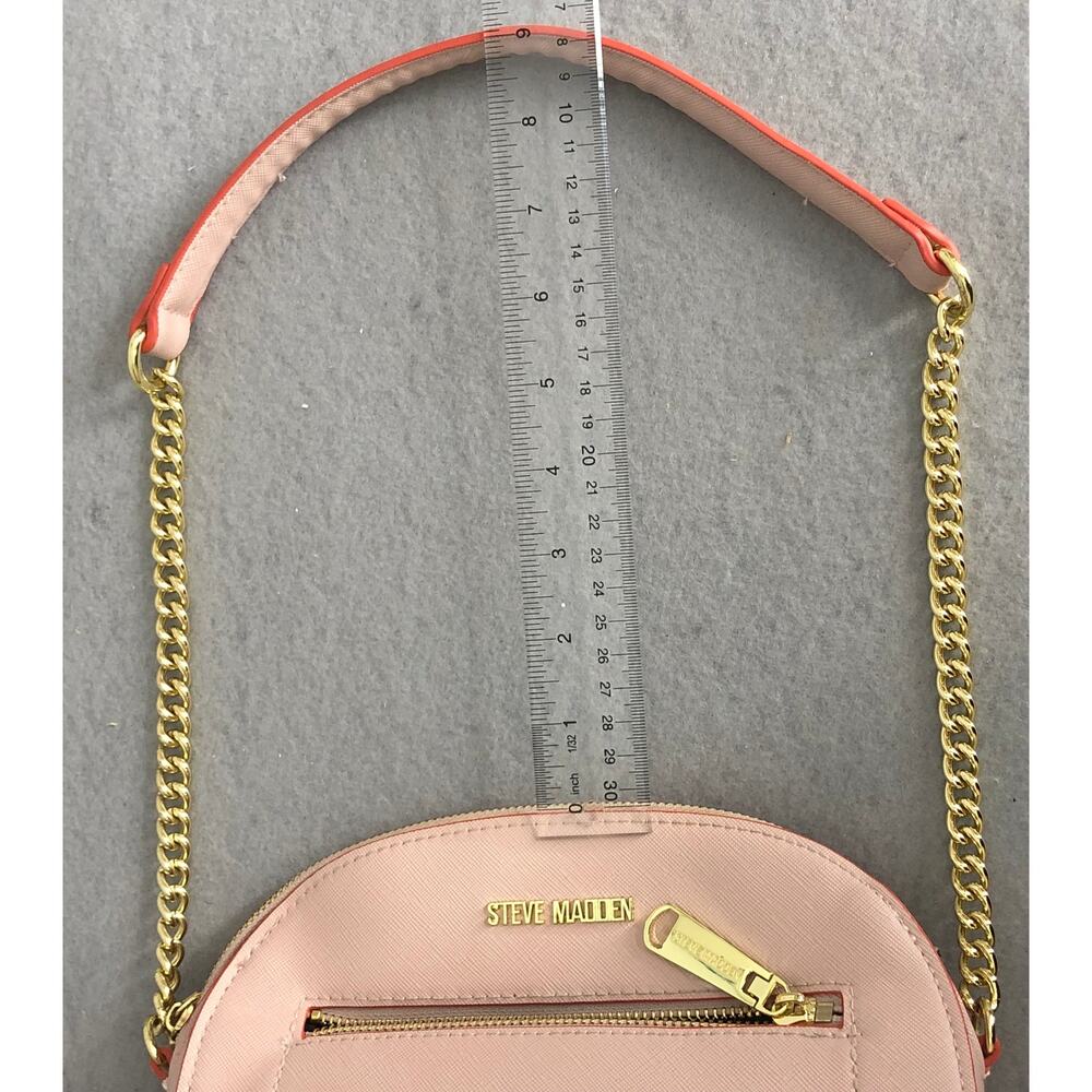 Steve Madden Light Pink Purse w/ Gold Chain Purse Strap - Picture 7 of 8